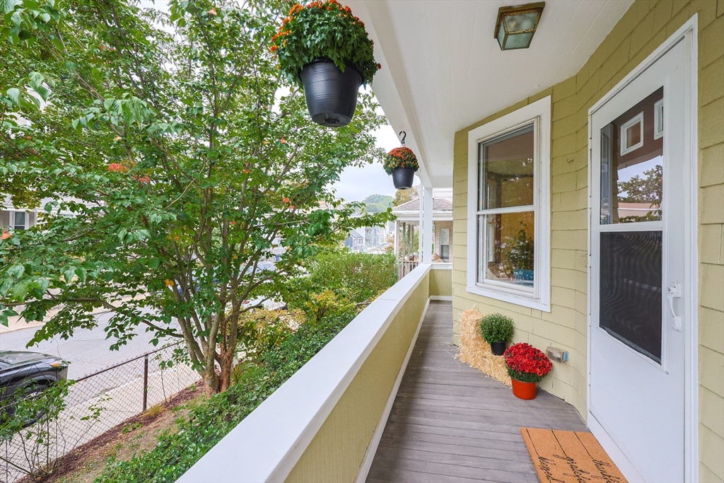 15 Newburg Street 1