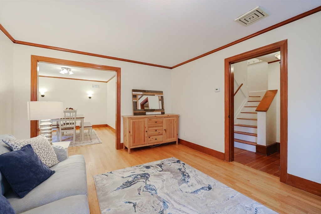 15 Newburg Street 1