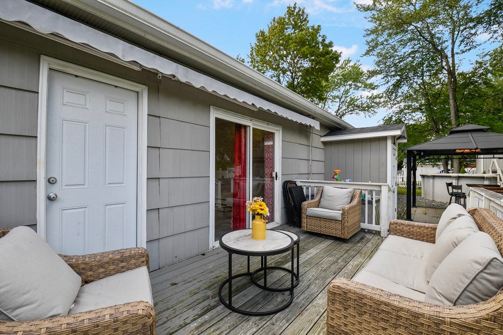 44 Montrose St, Fitchburg, MA, 44 Montrose St, Fitchburg, MA Photo #8