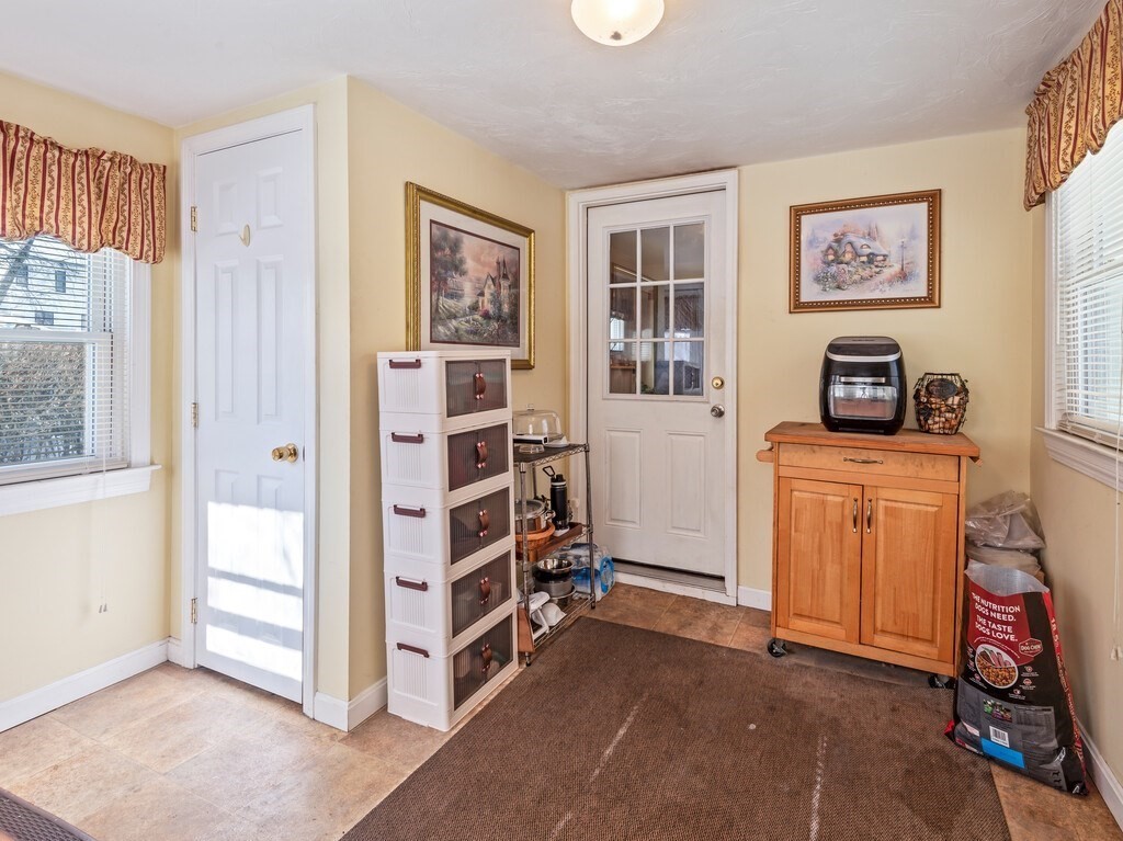 242 Pleasant Street, Leominster, MA Photo #13