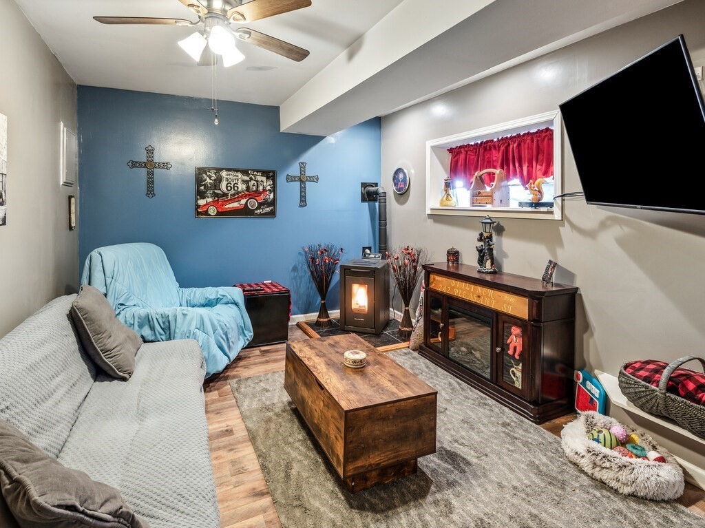 242 Pleasant Street, Leominster, MA Photo #25