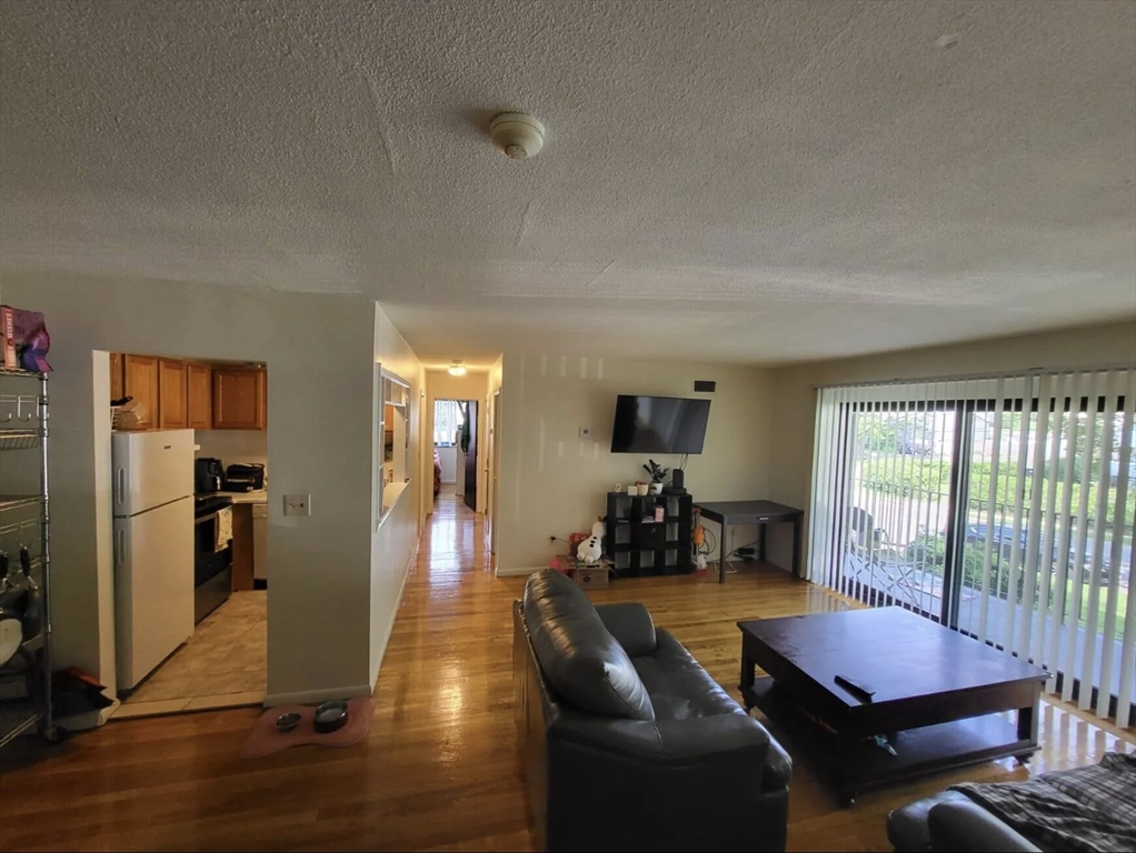 202 Central St #12, Stoneham, MA Photo #4