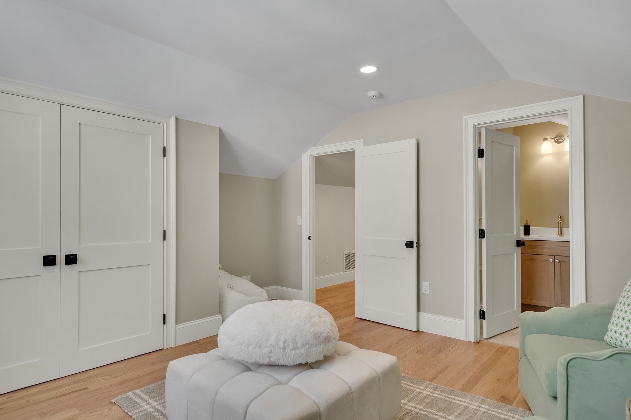 1 Cushing Street, Lexington MA 02420