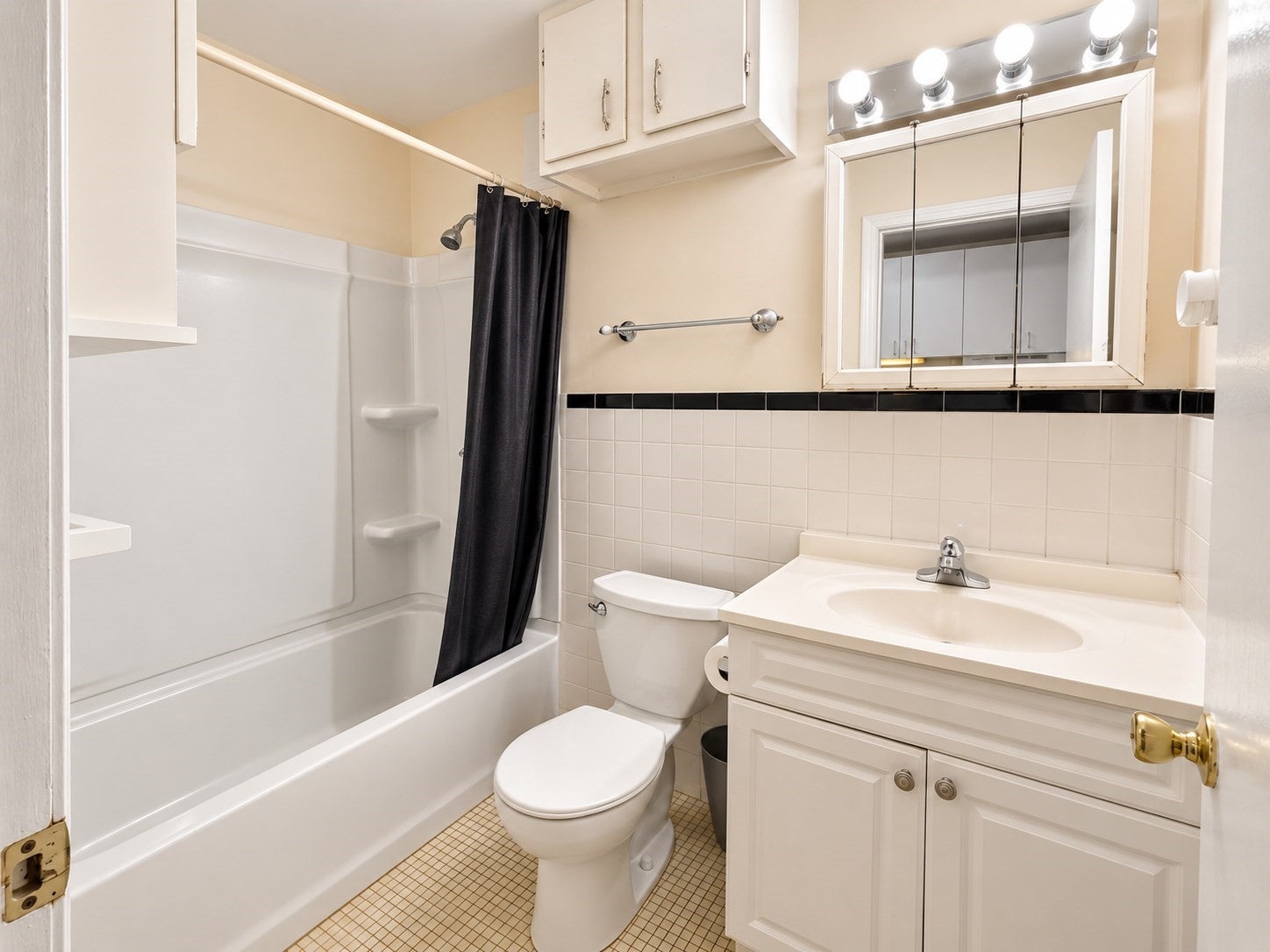 6 Venice St #F2, Danvers, MA, 6 Venice St #F2, Danvers, MA Photo #3