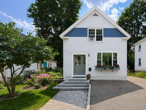 Photo of 9 Parmenter Ave, Maynard, MA 01754 (MLS # 73563264)