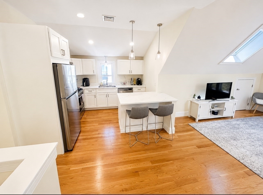 94 Josephine Ave. 3