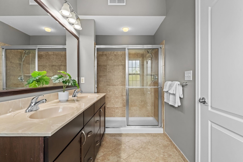 57 Townsend Blvd #57, Westborough, MA, 57 Townsend Blvd #57, Westborough, MA Photo #27