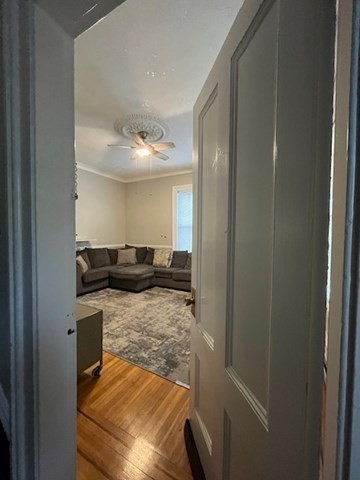 61 Lincoln Ave 1