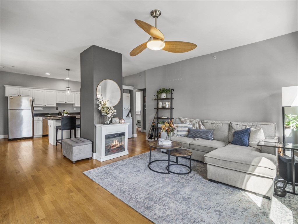 131 Derby St. 3R