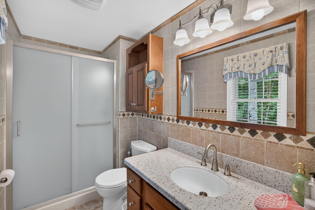 7 Bent Bluff Ln, Yarmouth, MA Photo #30