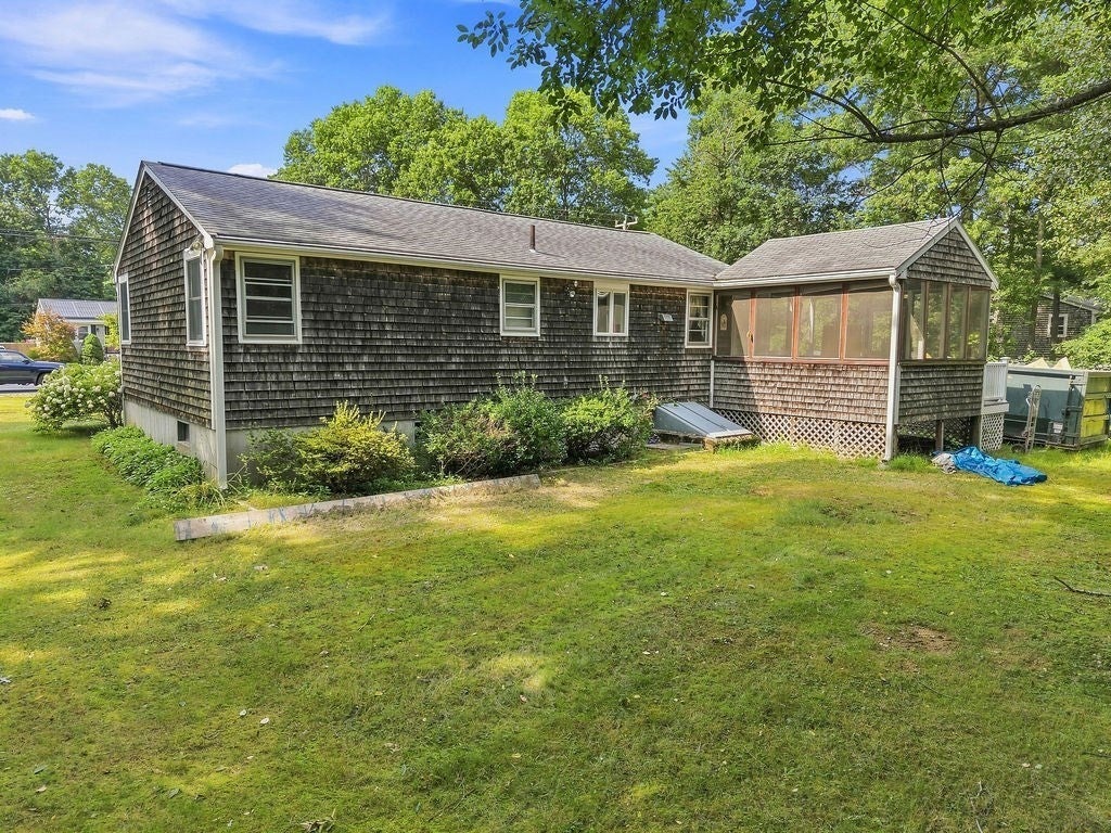 62 Purchase St, Carver, MA Photo #8