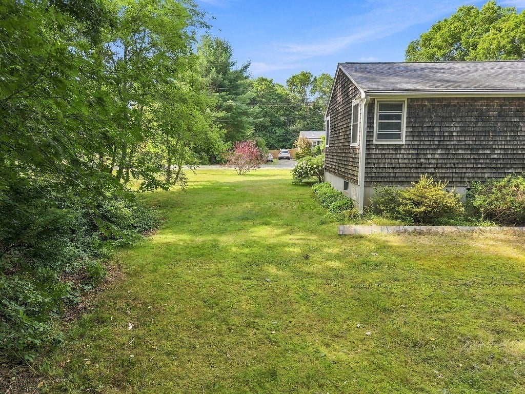 62 Purchase St, Carver, MA Photo #7
