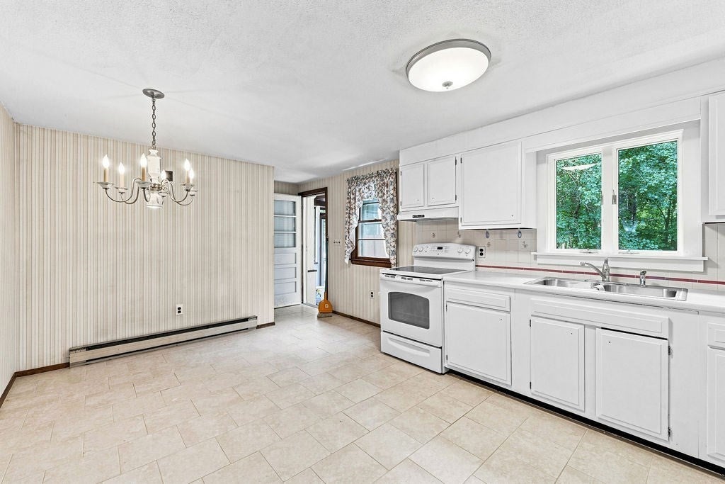 62 Purchase St, Carver, MA Photo #21