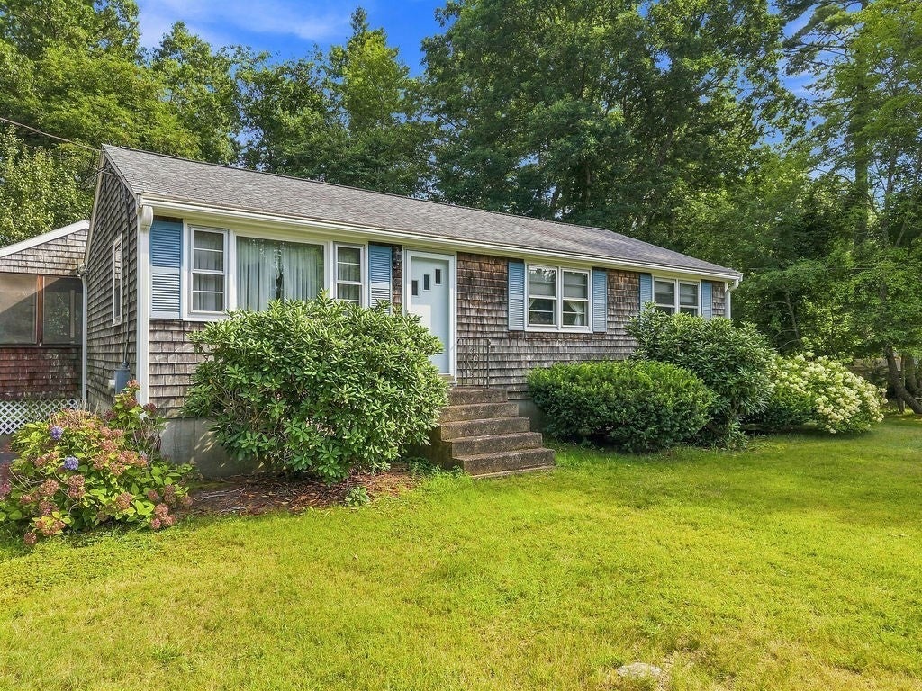 62 Purchase St, Carver, MA Photo #14