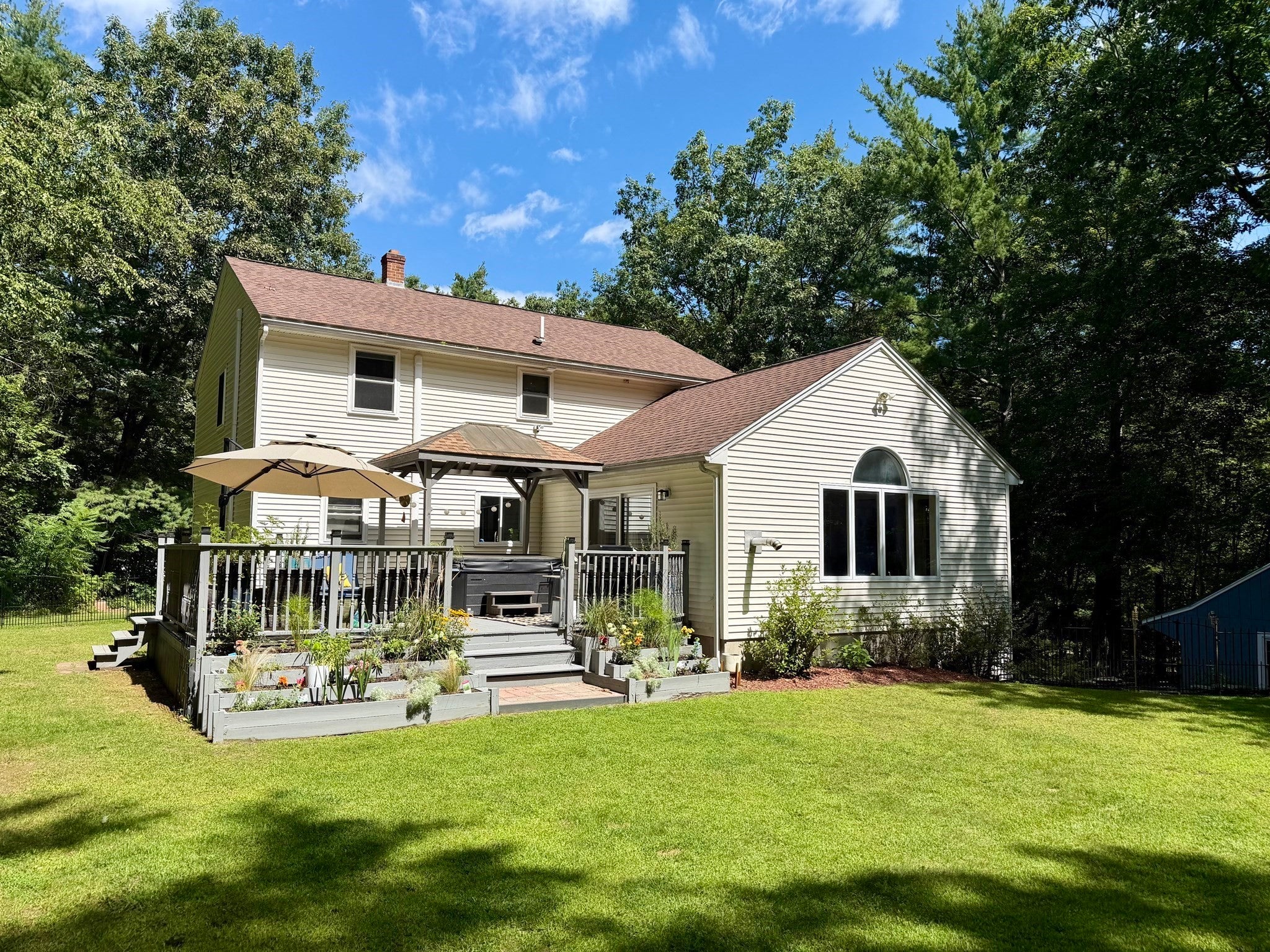 7 Mossman Rd