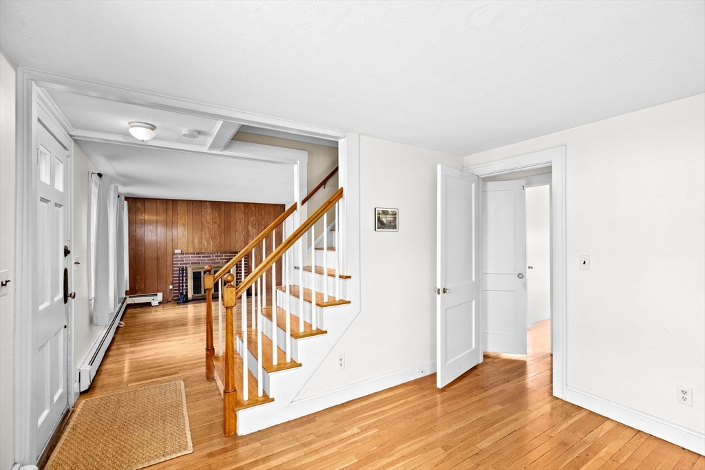 17 Blake Rd