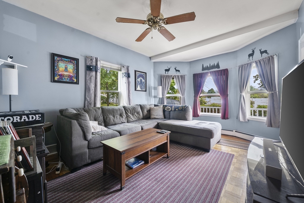 525-527 Torrey St