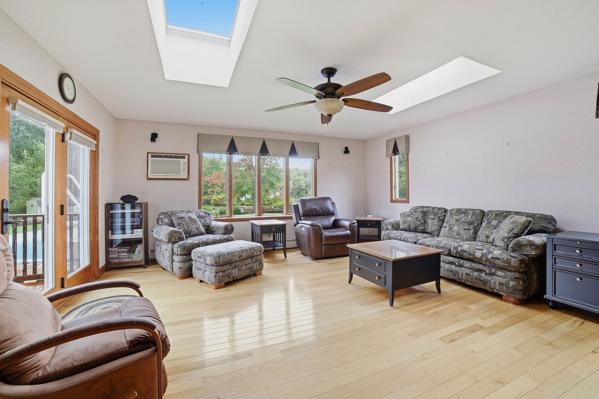81 Rochdale St, Auburn, MA, 81 Rochdale St, Auburn, MA Photo #9