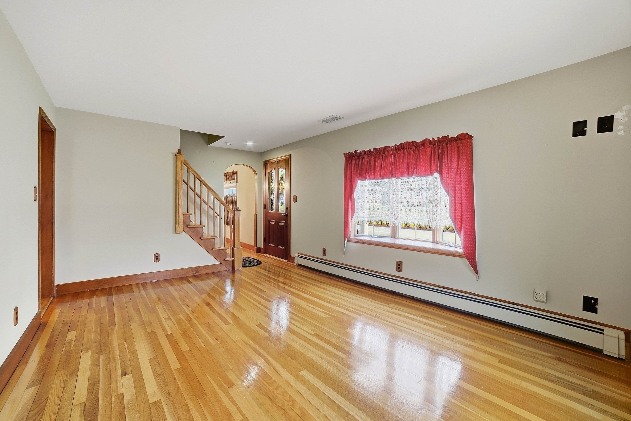 81 Rochdale St, Auburn, MA, 81 Rochdale St, Auburn, MA Photo #12