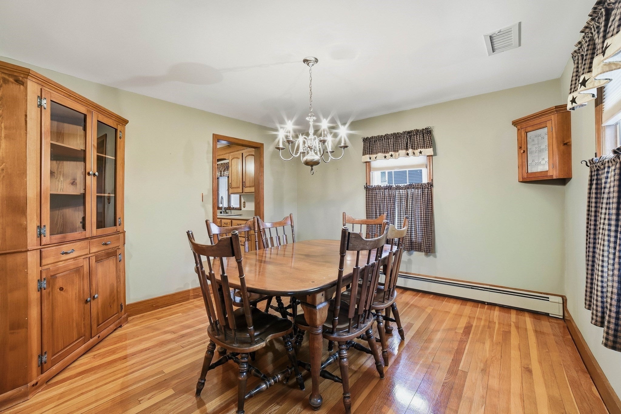 81 Rochdale St, Auburn, MA, 81 Rochdale St, Auburn, MA Photo #11