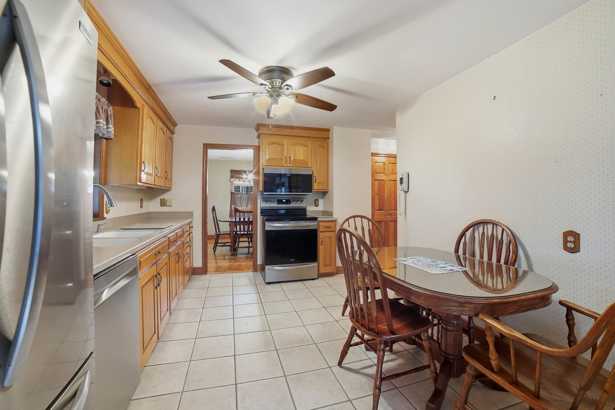 81 Rochdale St, Auburn, MA, 81 Rochdale St, Auburn, MA Photo #7