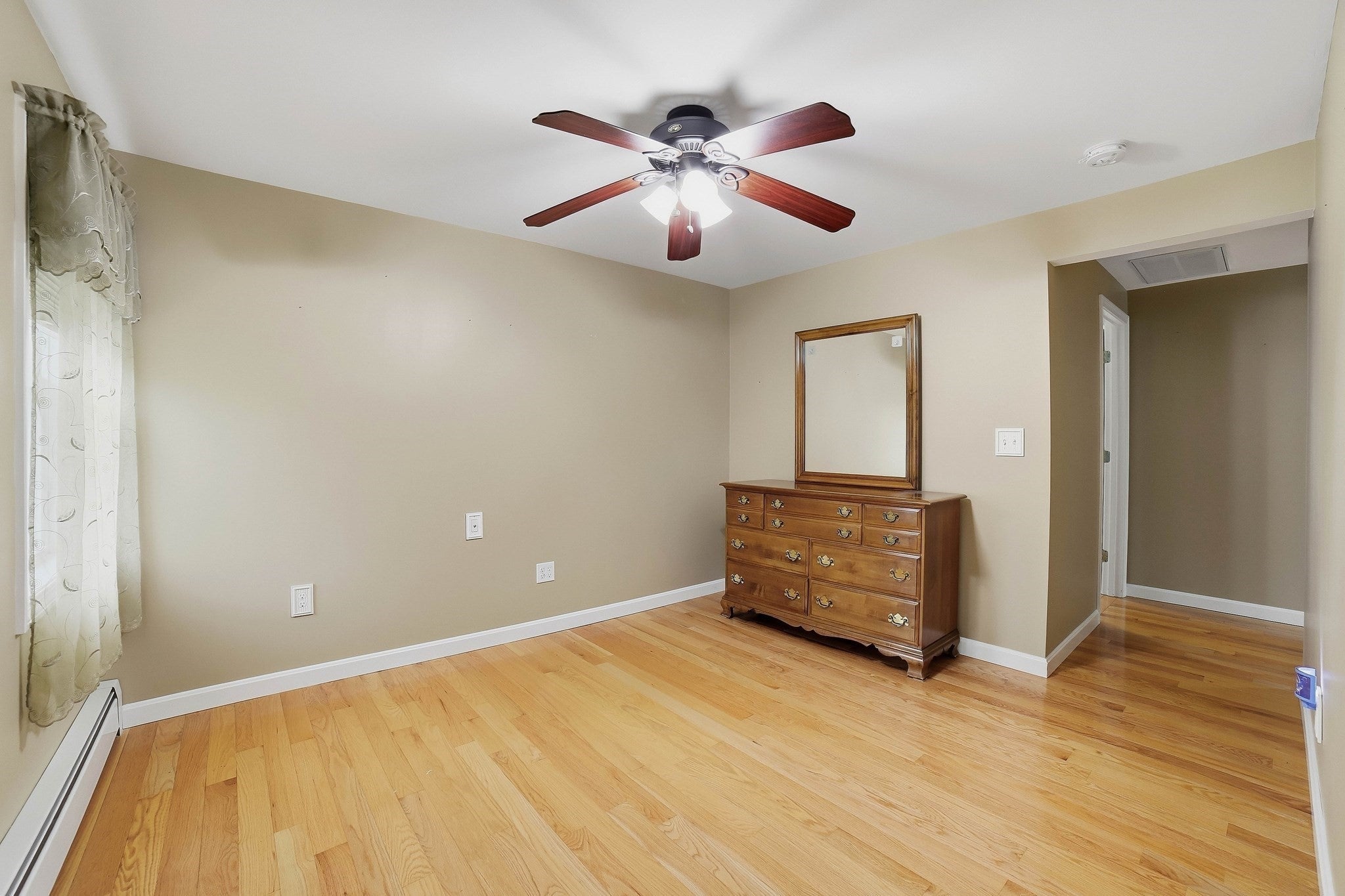 81 Rochdale St, Auburn, MA, 81 Rochdale St, Auburn, MA Photo #23