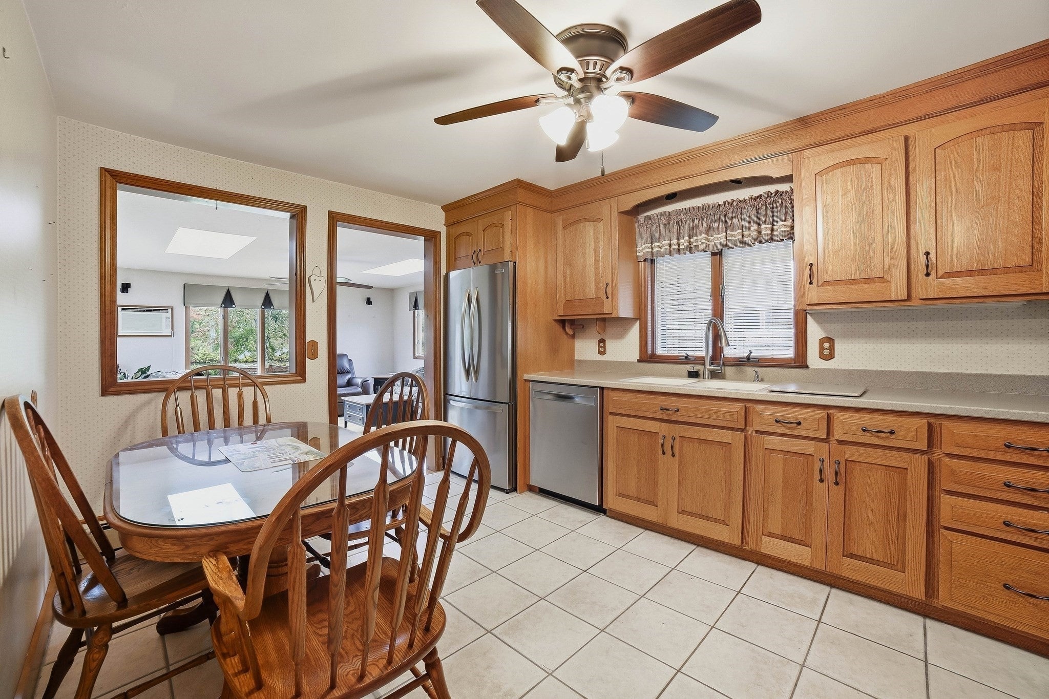 81 Rochdale St, Auburn, MA, 81 Rochdale St, Auburn, MA Photo #4