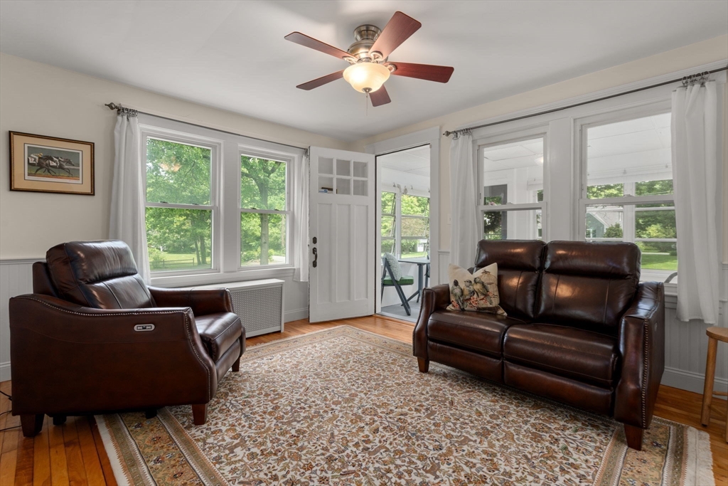 107 Winter Hill Rd