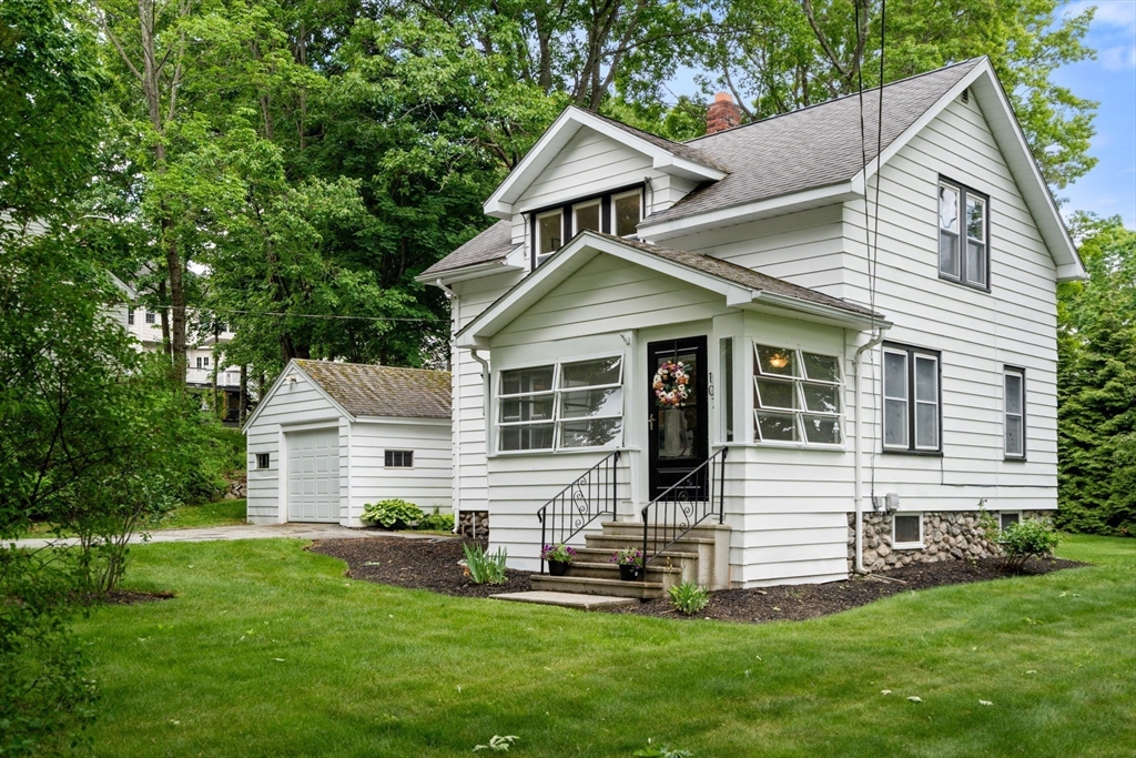 107 Winter Hill Rd