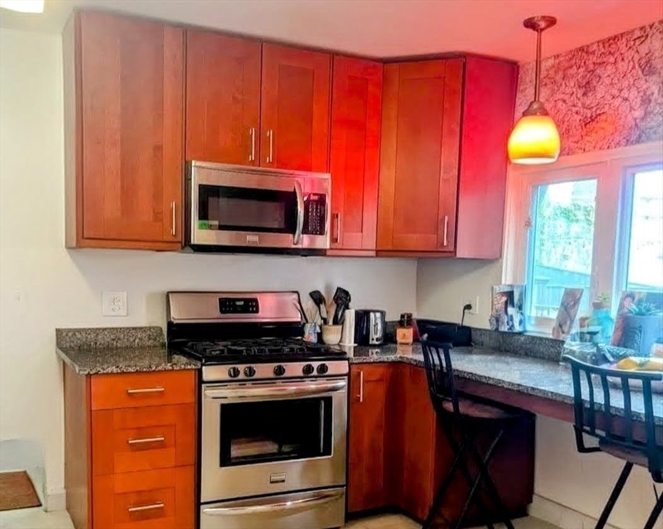 39 Whitman Street, Somerville, MA Photo #8