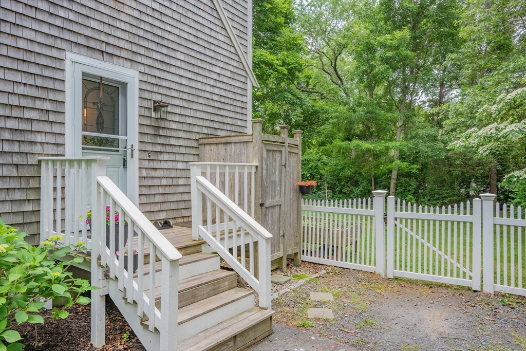 52 Mill Rd