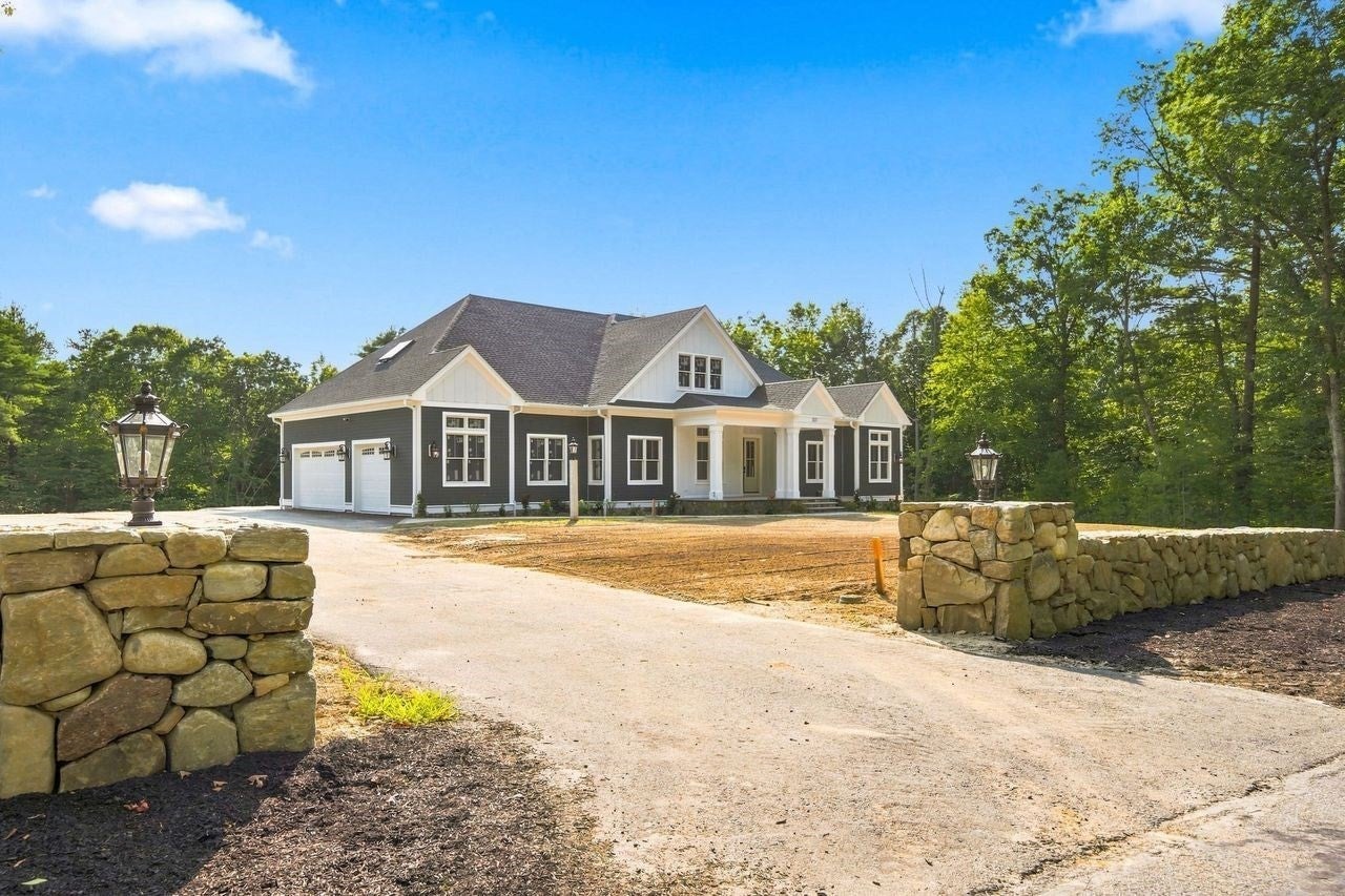 307 Se Main St