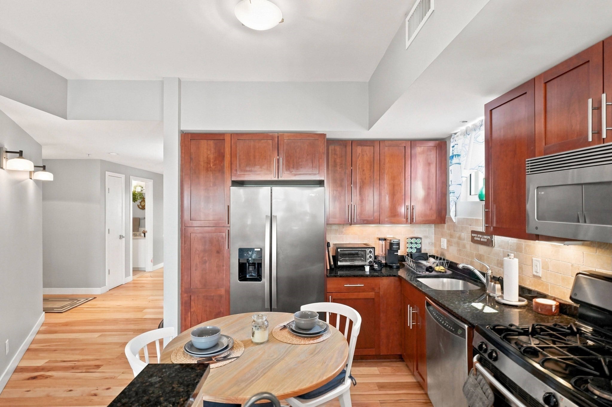 550 Pleasant St #201, Winthrop, MA, 550 Pleasant St #201, Winthrop, MA Photo #9