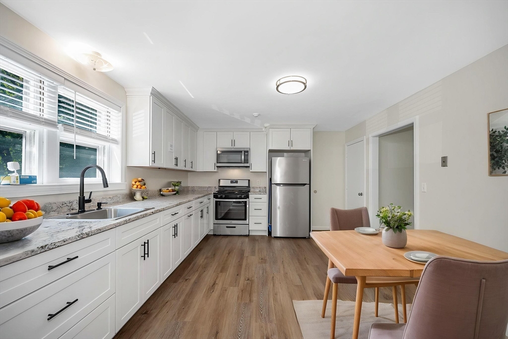 50 Frank St 50