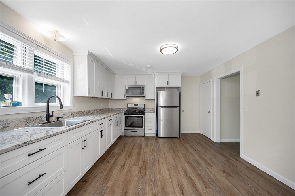 50 Frank St 50
