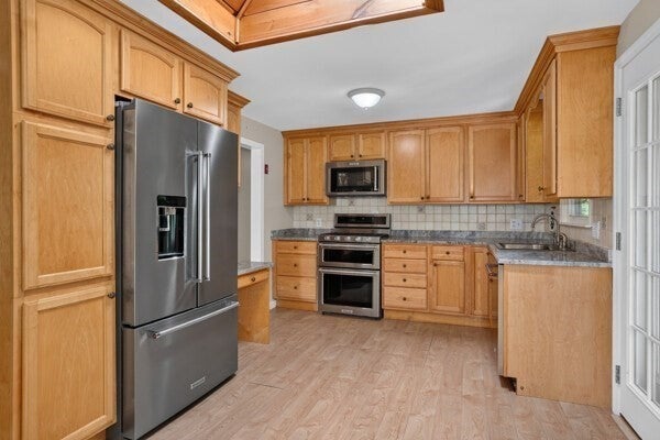 35 Jerrold Street, Holliston, MA Photo #4