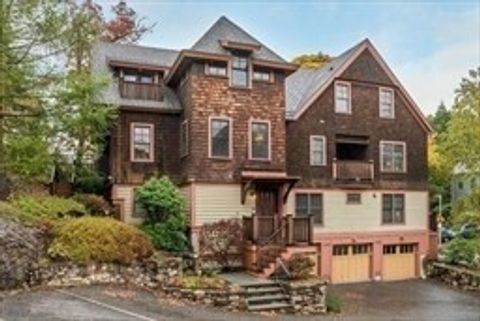 22 Sigourney St F Boston MA 02130