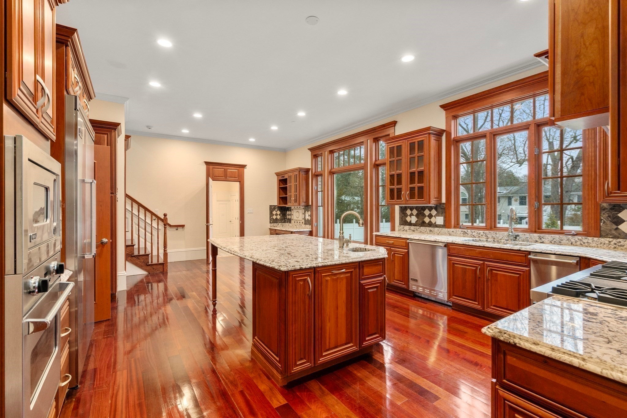 75 Woodfall Rd