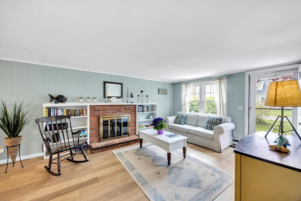 6 Captain Morgan Rd