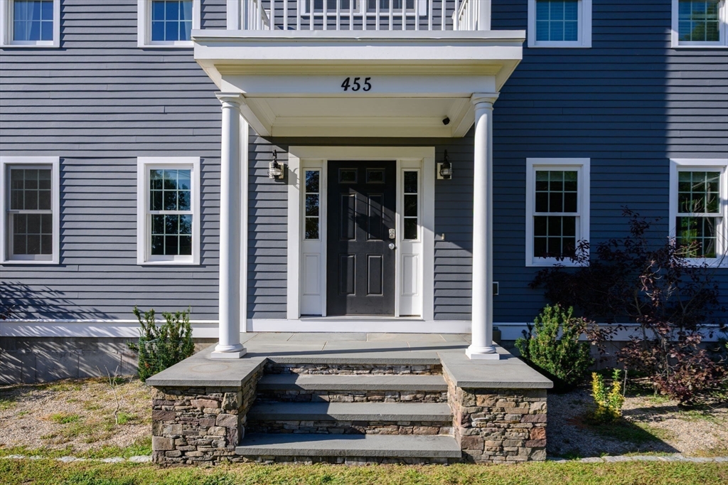 455 Broadway