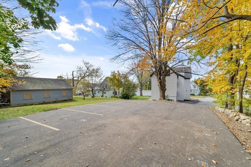 376 Chestnut St #1, Gardner, MA, 376 Chestnut St #1, Gardner, MA Photo #12