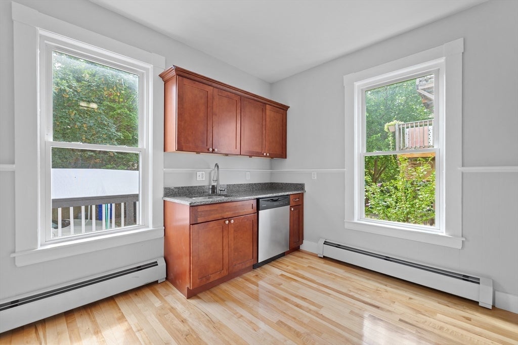 24 Village St #1, Marblehead, MA, 24 Village St #1, Marblehead, MA Photo #7