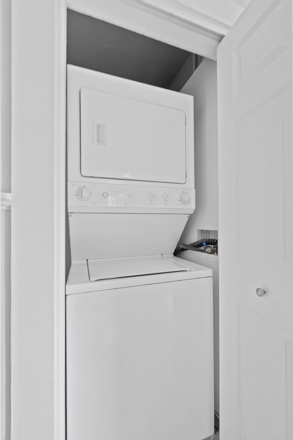24 Village St #1, Marblehead, MA Photo #15