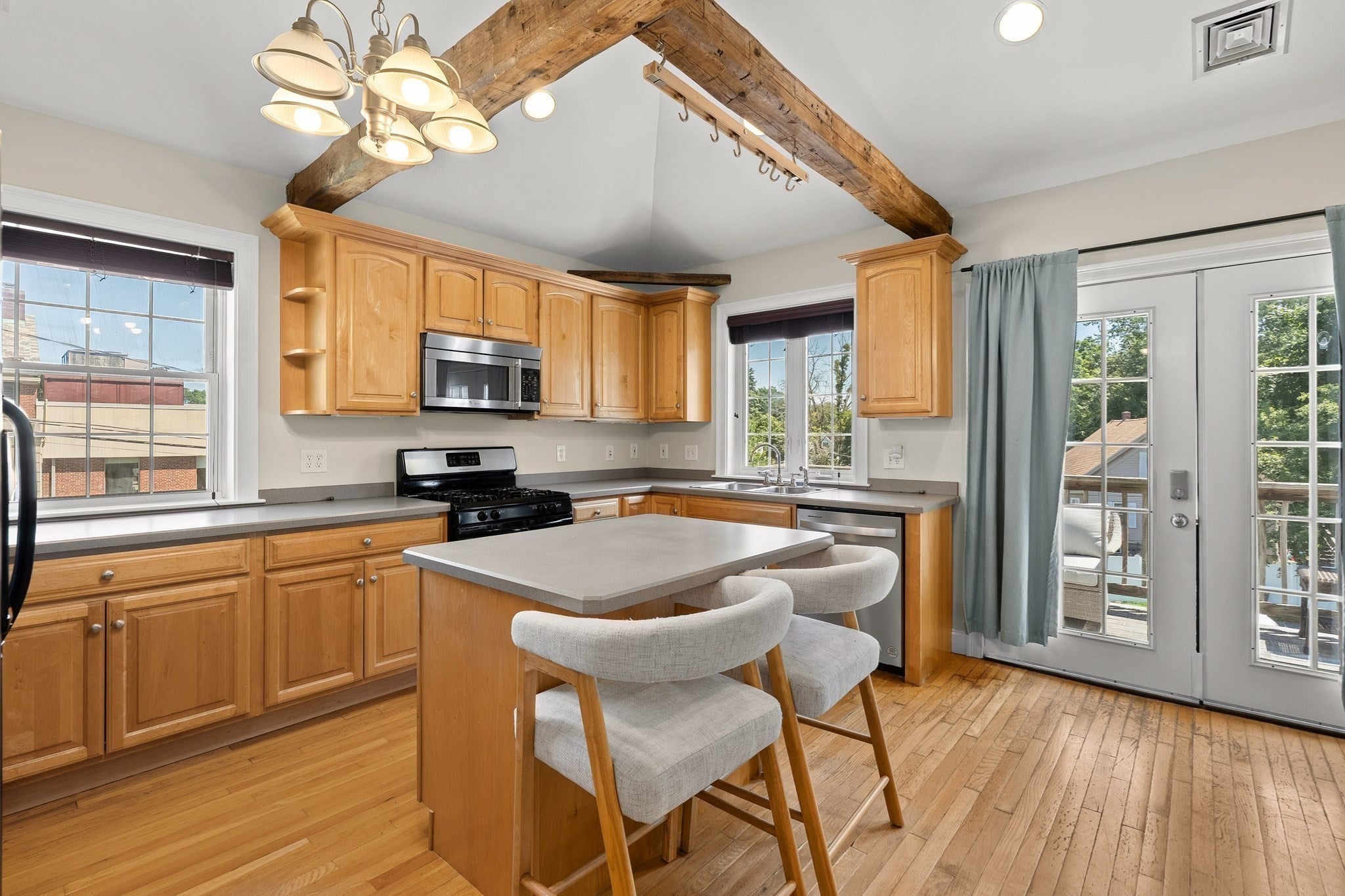 521 Washington Street 3, Abington MA 02351