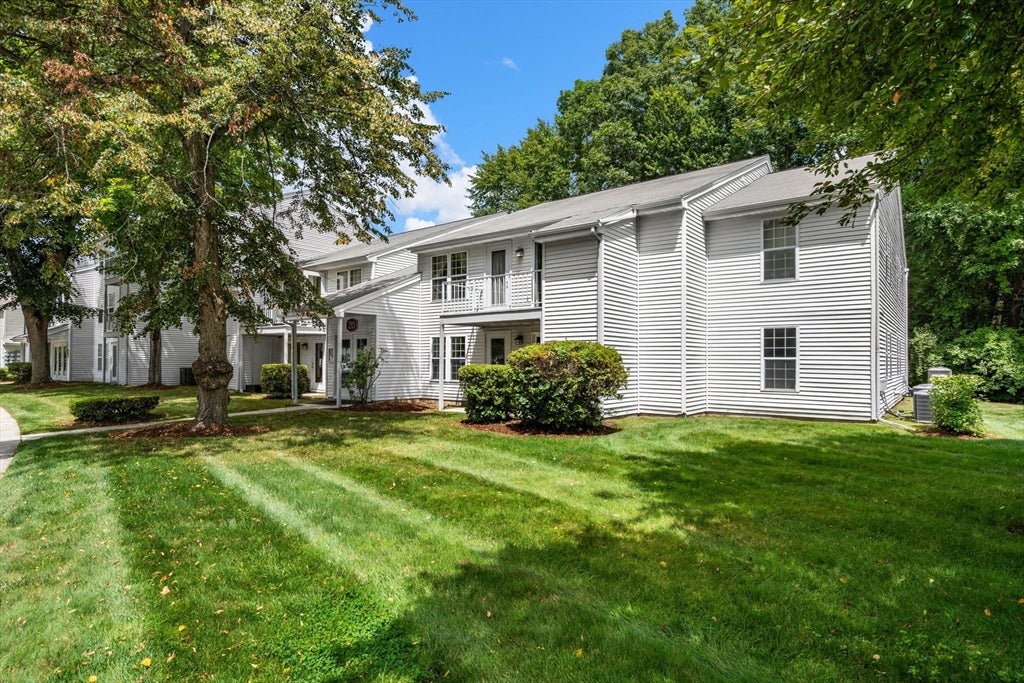 20 Walden Dr 20