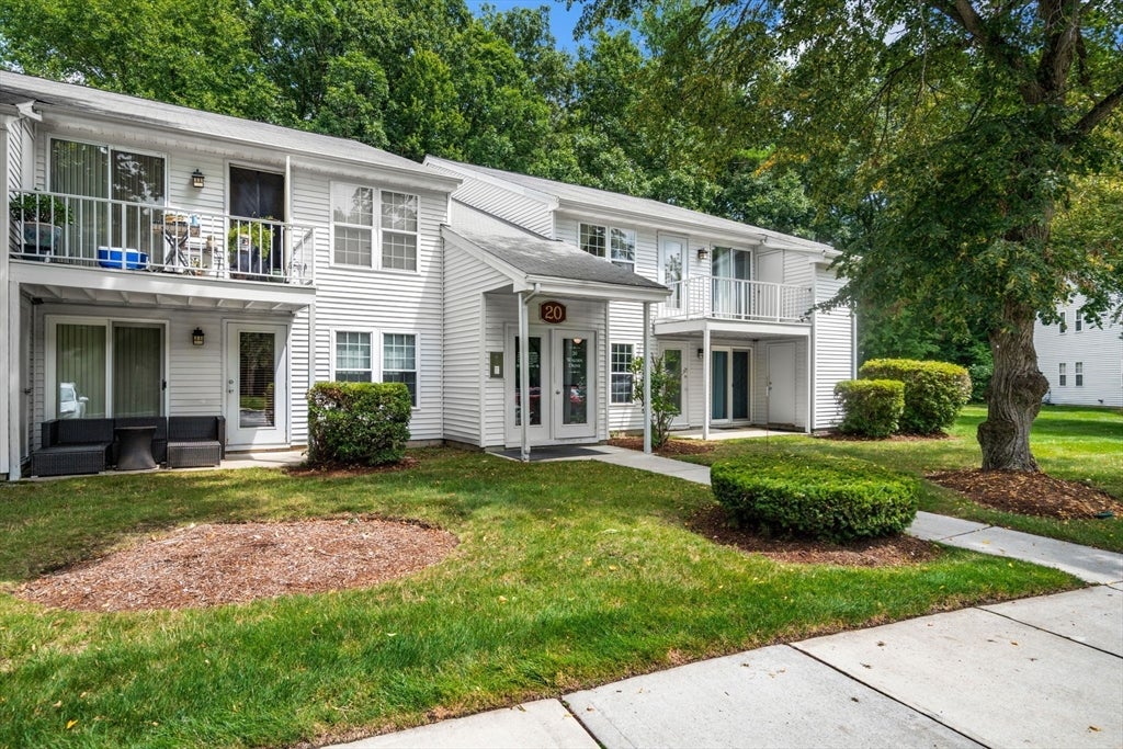 20 Walden Dr 20