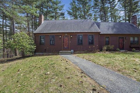 Photo of 30 Packet Landing #A, Pembroke, MA 02359 (MLS # 73495289)