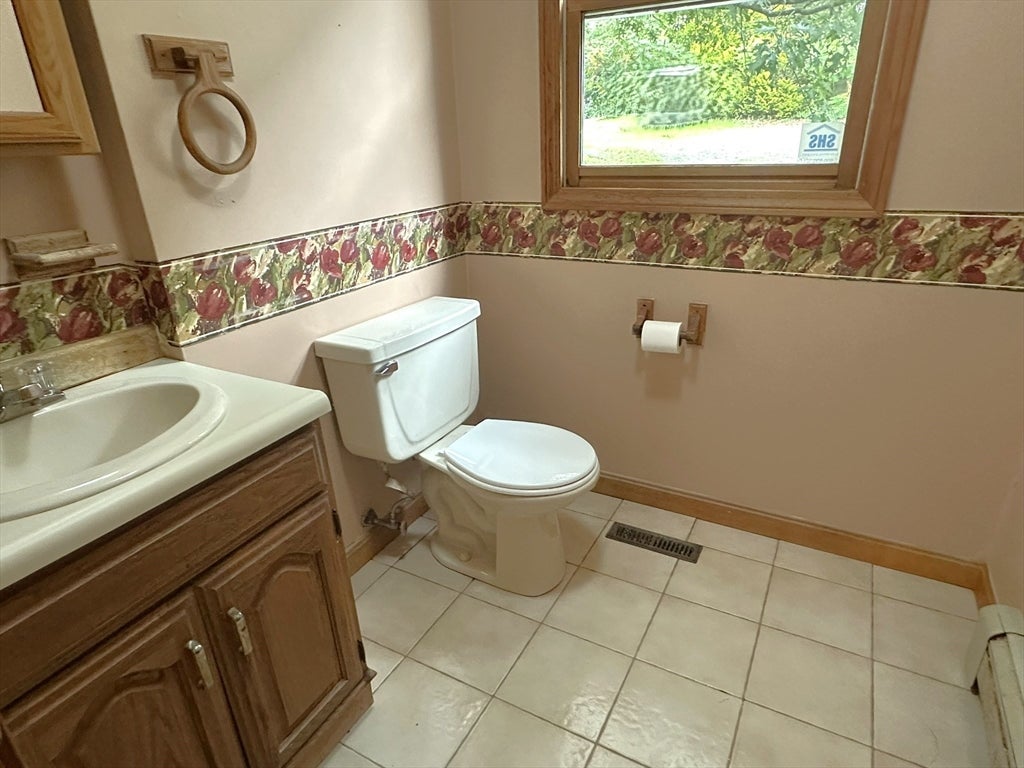 134 Terri Marie Way #6-18, Fall River, MA, 134 Terri Marie Way #6-18, Fall River, MA Photo #6