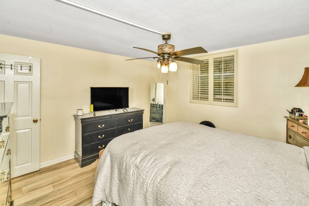 2089 Dorchester Ave 3