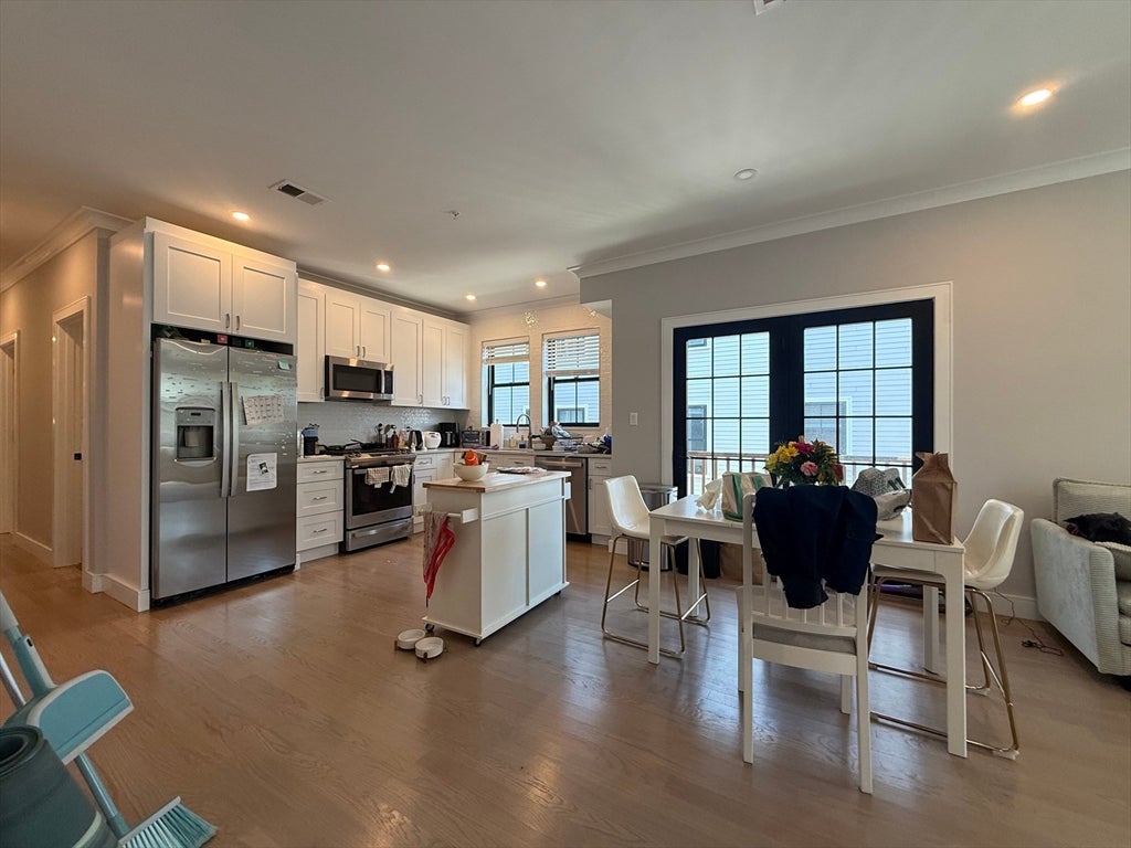 Photo of 285 Lamartine St, Boston, MA